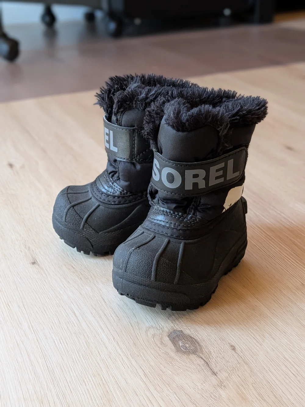 Sorel Black Kids Winter Snow Boots with Faux Fur